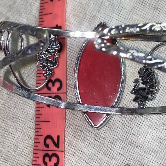 Modern Italian Coral handcrafted Cuff - Picture 4 of 7